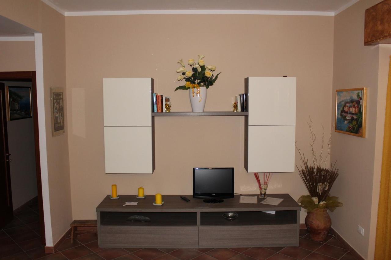 D.E.M. Apartment ลาสเปเซีย ภายนอก รูปภาพ