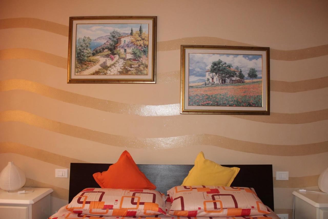 D.E.M. Apartment ลาสเปเซีย ภายนอก รูปภาพ